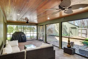 Image of Spacious Prospect Cottage with Deck and Scenic Views