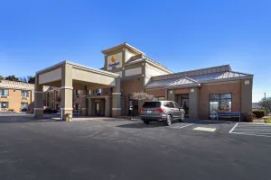 Image of Comfort Inn Huntington Near University