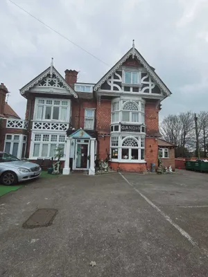 Image of Kingswood Hotel