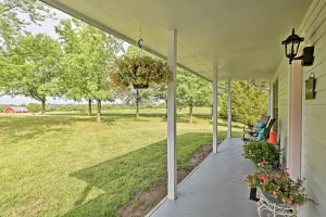 Image of Modern Excelsior Springs Home with Deck and 3 Acres!