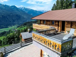 Image of Oberholzlehen hut with a great view