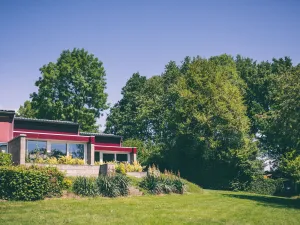 Image of Nice Bungalow With Sauna and Bubble Bath, on a Holiday Park, 4 km. Valkenburg