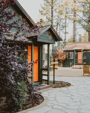 Image of Noon Lodge