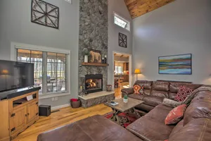 Image of Spacious Wintergreen Resort Home w/ Hot Tub!
