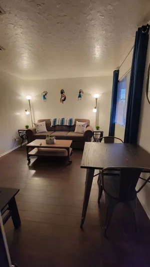 Image of Pine Grove - Cozy Tempe 1br Apartment, near ASU