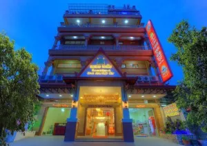 Image of Seventh Heaven Hotel and High Bar