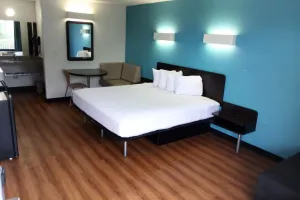 Image of Blue Way Inn & Suites By Jasper Beeville