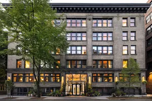Image of Populus Seattle