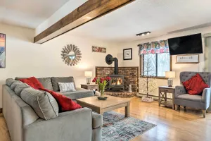 Image of Hartford Escape with Fire Pit about 3 Mi to Ski and Golf!
