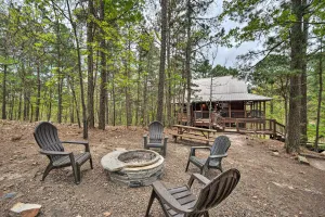 Image of Southern Hills Cabin Near Beavers Bend State Park!
