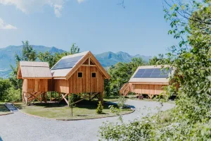 Image of Les cabanes du Dauphiné et logis à la ferme