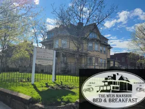 Image of The Weis Mansion Bed and Breakfast
