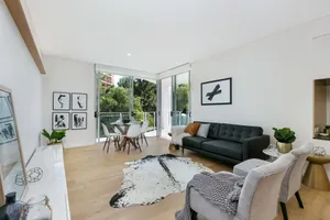Image of St Leonards Self-Contained Apart 803 NOR