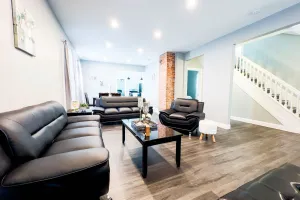 Image of Modern 5BR Home Perfect for Families