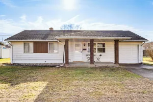 Image of 2 Mi to Downtown Logansport: Quiet Home w/ Grill