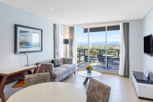 Image of Meriton Suites Broadbeach