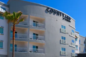Image of Courtyard by Marriott Galveston Island