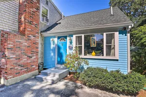 Image of Bright Marstons Mills Studio - Near Beaches
