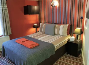 Image of Robin 7 Lodge City Centre