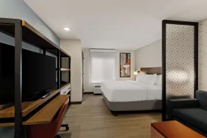 Image of Everhome Suites Chandler Phoenix Fashion Center