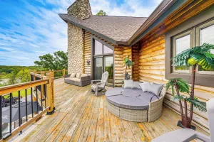 Image of Ottawa Cabin: Hot Tub, Wraparound Deck, Games