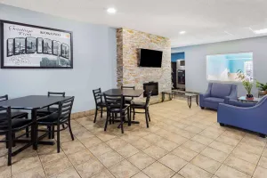 Image of Super 8 by Wyndham Kokomo
