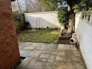 Image of Seamless Stays