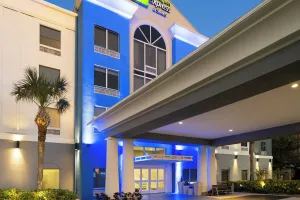 Image of Holiday Inn Express St. Petersburg North / I-275 by IHG