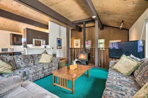 Image of Mammoth Lakes Townhome Less Than 2 Mi to Ski Area!