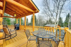Image of White Mtn Views: Idyllic Log Cabin in Jefferson!