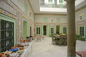 Image of Dar Ya