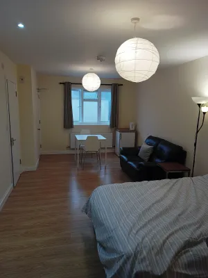 Image of Large Ensuite near Science Park Cambridge