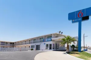 Image of Motel 6-Barstow, CA - Route 66