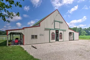 Image of Renovated Bunkhouse on 12-Acre Horse Farm!