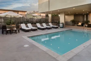 Image of Hampton Inn & Suites Los Angeles/Hollywood