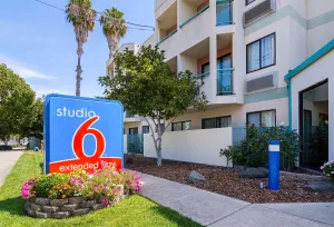 Image of Studio 6-Concord, CA