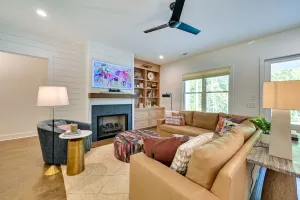 Image of Clemson Home Near Memorial Stadium, Lake Hartwell!