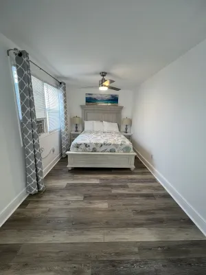 Image of Crystal Sands Apartments