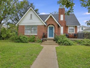 Image of Classy 1927 Uptown Tudor 4 min to Magnolia