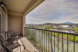 Image of Sevierville Resort Retreat about 2 Mi to Pigeon Forge!