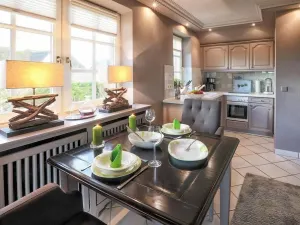 Image of Heefwai 2 W1