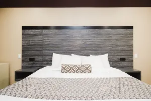 Image of Sapphire Inn & Suites