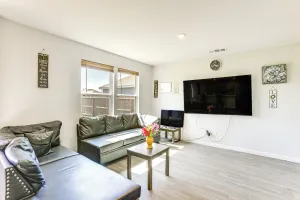 Image of Near Hiking & Fishing: Airy Retreat in Cleveland!