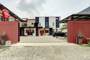Image of RedDoorz Syariah at Homestay Bougenville near Taman Alun-Alun Kota Lamongan