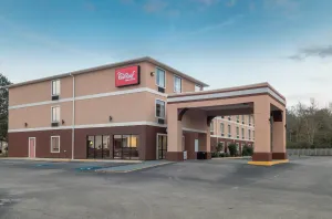 Image of Red Roof Inn & Suites Biloxi - Ocean Springs