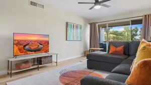 Image of Walk to Old Town Scottsdale