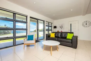 Image of Burgess Beach 2