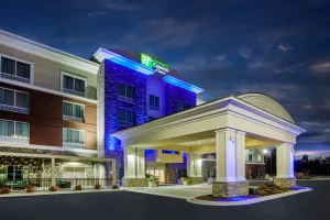 Image of Holiday Inn Express & Suites Lexington Park California by IHG