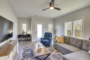 Image of 2 Mi to Duke & 3 Mi to Downtown: Durham Townhome