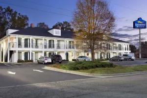 Image of Baymont by Wyndham Eufaula